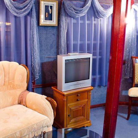 Hotel Bogdan Khmelnytskyi Kyjev Exteriér fotografie