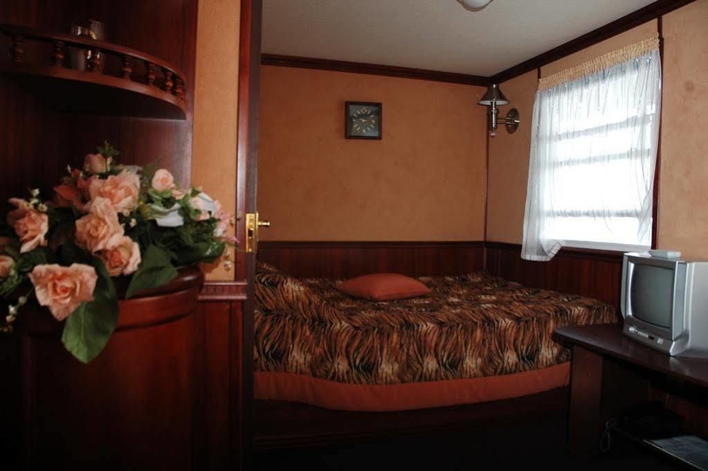 Hotel Bogdan Khmelnytskyi Kyjev Exteriér fotografie