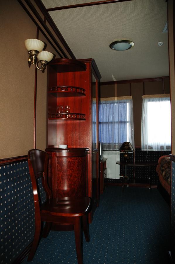 Hotel Bogdan Khmelnytskyi Kyjev Exteriér fotografie