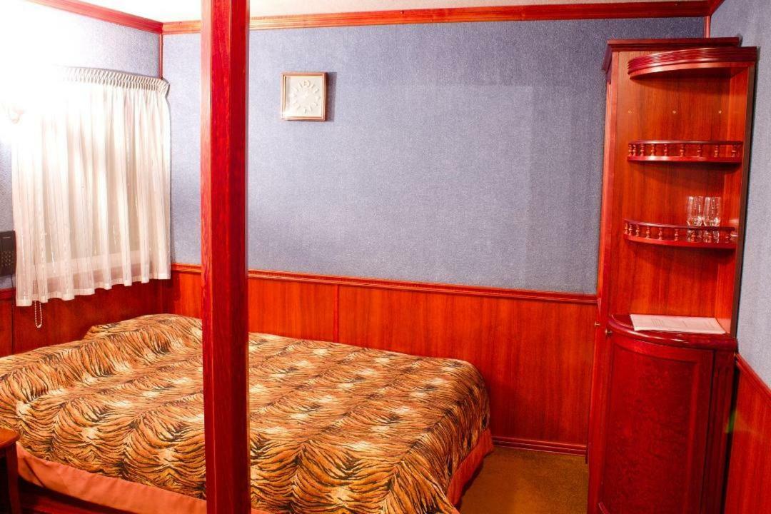 Hotel Bogdan Khmelnytskyi Kyjev Exteriér fotografie